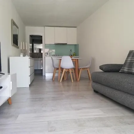 Jog Apartment